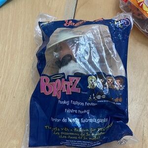 McDonald's Bratz Funky‎ Fashion Fever #1 Yasmin - 2002